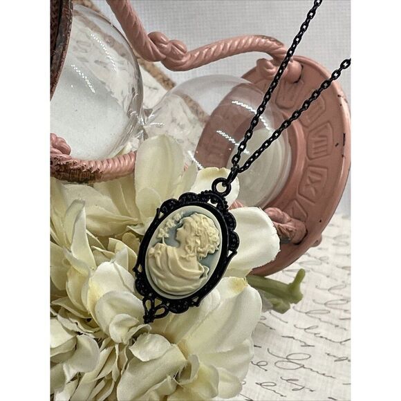 Grecian Greek Goddess Mythology Lady Heart Wedding Party Jewelry  necklace Cameo - Picture 5 of 16